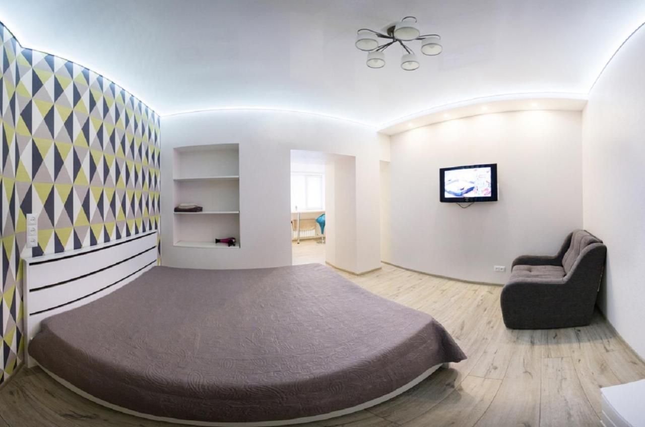 Modern Apartments In The Centre - Kuznechna Str. 26/4 Charkov Buitenkant foto