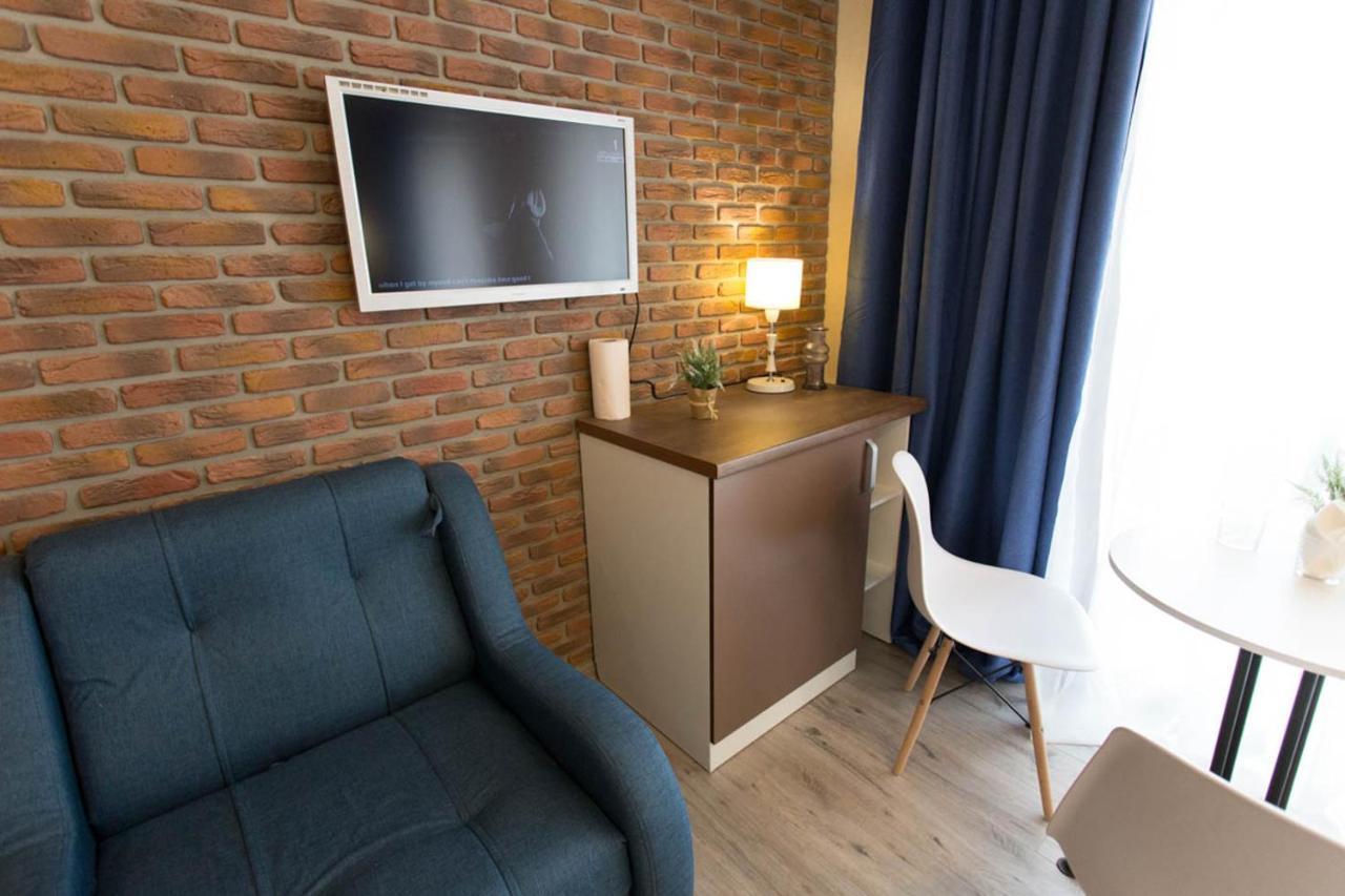 Modern Apartments In The Centre - Kuznechna Str. 26/4 Charkov Buitenkant foto