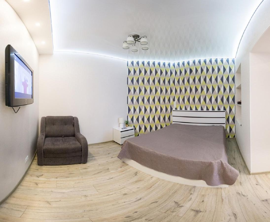 Modern Apartments In The Centre - Kuznechna Str. 26/4 Charkov Buitenkant foto